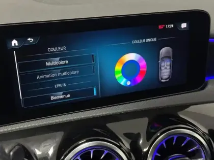 Photo 12 Mercedes Classe A 250 e AMG Line