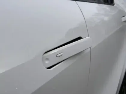 Photo 17 Toyota C-HR 1.8 Hybride 140 Graphic