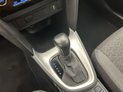 Photo 15 Toyota Yaris 1.5 HYBRID 116H DYNAMIC