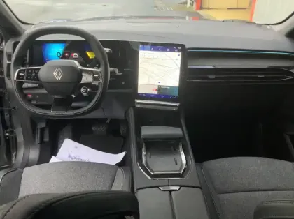 Photo 12 Renault Rafale Nouveau E-Tech full hybrid 200ch Techno