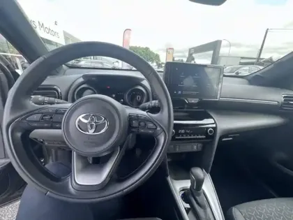 Photo 12 Toyota Yaris Hybride 116h Design