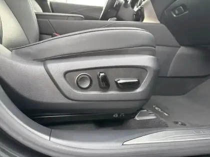 Photo 16 Lexus RX 450h+ Luxe 4WD Techno