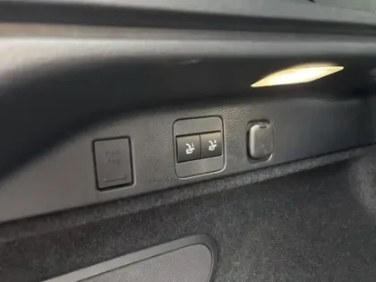 Photo 11 Lexus RX 450h+ Luxe 4WD Techno