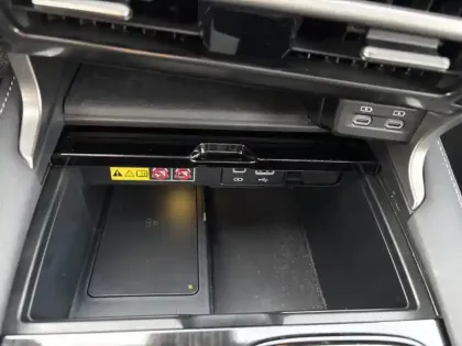 Photo 24 Lexus RX 450h+ Luxe 4WD Techno