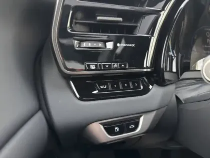 Photo 17 Lexus RX 450h+ Luxe 4WD Techno