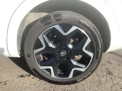 Photo 8 Opel Grandland 1.5 Diesel 130 ch BVA8 Ultimate