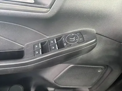 Photo 5 Ford Kuga 2.5 Duratec 190ch FHEV E85 Titanium BVA