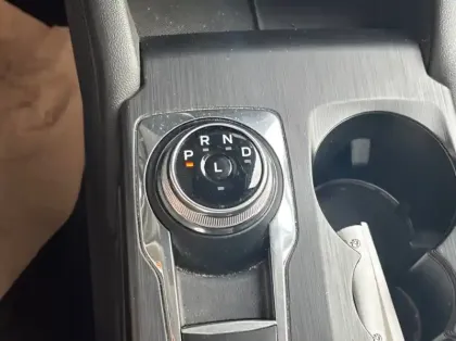 Photo 7 Ford Kuga 2.5 Duratec 190ch FHEV E85 Titanium BVA