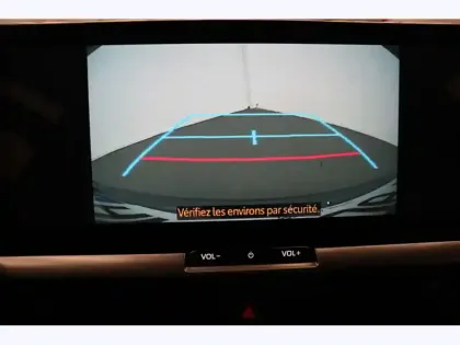 Photo 15 Toyota C-HR 1.8 Hybride 140 Graphic NG 1