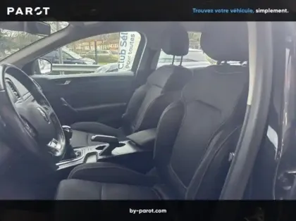 Photo 9 Renault Megane Gén. IV (KFB) Ph1 Zen 5