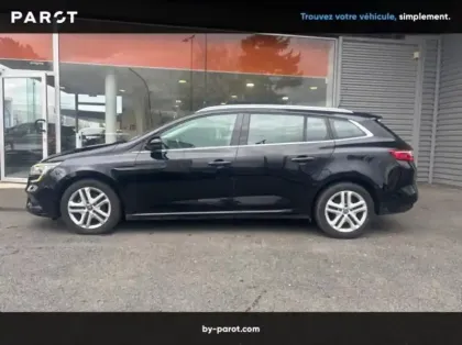 Photo 17 Renault Megane Gén. IV (KFB) Ph1 Zen 5