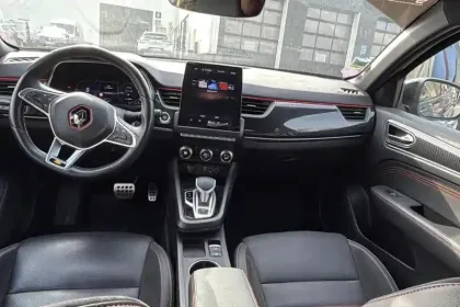 Photo 8 Renault Arkana E-Tech 145 - 21B R.S. Line