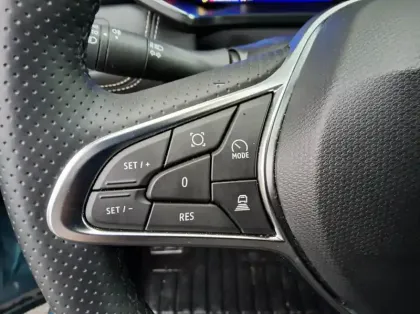 Photo 23 Renault Symbioz Nouveau E-Tech full hybrid 145 Iconic