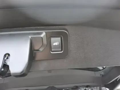 Photo 21 Renault Austral E-Tech full hybrid 200 GSR2 Techno