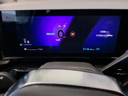 Photo 13 Renault Austral E-Tech full hybrid 200 GSR2 Techno