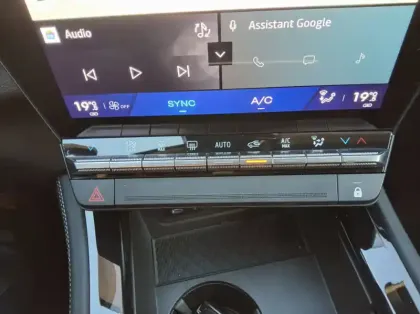 Photo 15 Renault Austral E-Tech full hybrid 200 GSR2 Techno