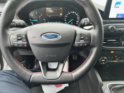 Photo 16 Ford Focus 1.5 EcoBlue 120ch ST-Line