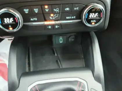 Photo 17 Ford Focus 1.5 EcoBlue 120ch ST-Line