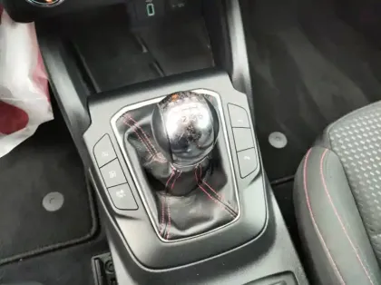 Photo 7 Ford Focus 1.5 EcoBlue 120ch ST-Line