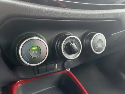 Photo 16 Toyota Aygo 1.0 VVT-i 72 Design