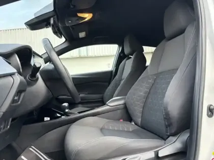 Photo 13 Toyota C-HR 1.8 Hybride 122 Edition