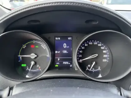 Photo 17 Toyota C-HR 1.8 Hybride 122 Edition