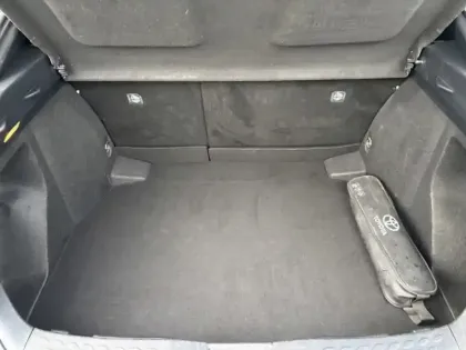 Photo 11 Toyota C-HR 1.8 Hybride 122 Edition