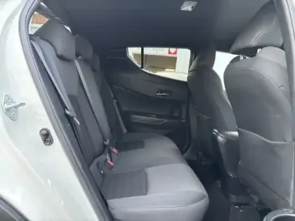 Photo 10 Toyota C-HR 1.8 Hybride 122 Edition