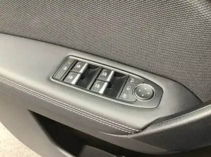 Photo 16 Renault Symbioz Nouveau E-Tech full hybrid 145 Iconic