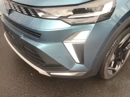 Photo 27 Renault Symbioz Nouveau E-Tech full hybrid 145 Iconic