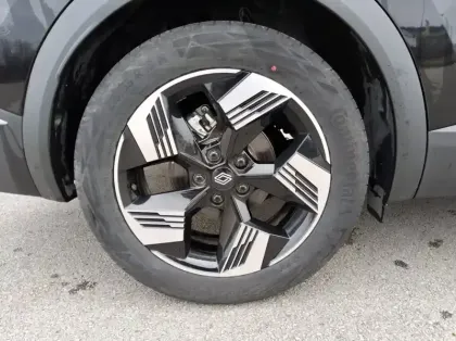 Photo 33 Renault Symbioz Gén. I Ph1 Techno 5