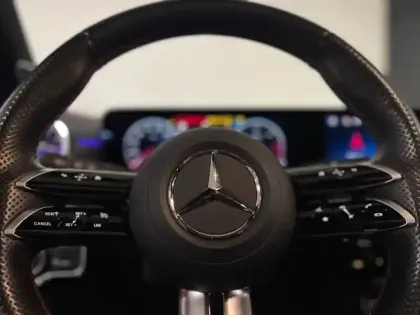 Photo 7 Mercedes CLA 200 d AMG Line