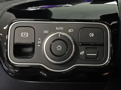 Photo 20 Mercedes CLA 200 d AMG Line