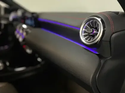 Photo 24 Mercedes CLA 200 d AMG Line