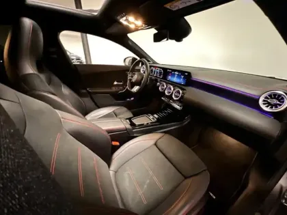 Photo 6 Mercedes CLA 200 d AMG Line