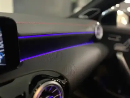 Photo 21 Mercedes CLA 200 d AMG Line