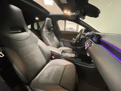 Photo 18 Mercedes CLA 200 d AMG Line