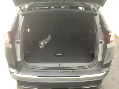 Photo 9 Peugeot 3008 Hybrid 136 e-DCS6 GT