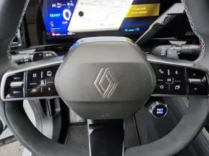 Photo 19 Renault Rafale Nouveau E-Tech full hybrid 200ch esprit Alpine