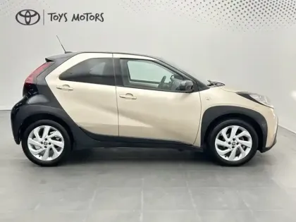 Photo 5 Toyota Aygo 1.0 S-CVT 72 Design