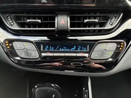 Photo 13 Toyota C-HR 184h GR Sport