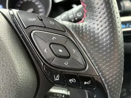 Photo 19 Toyota C-HR 184h GR Sport