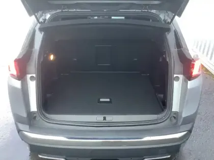 Photo 9 Peugeot 3008 Hybrid 136 e-DCS6 GT