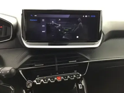 Photo 15 Peugeot 208 Nouvelle Hybrid 136 e-DCS6 Allure