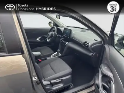 Photo 5 Toyota Yaris  Cross 116h Dynamic Business MC24