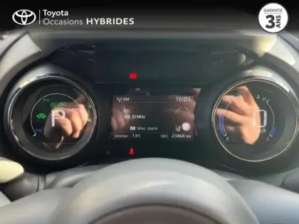 Photo 13 Toyota Yaris  116h Iconic 5p MY22