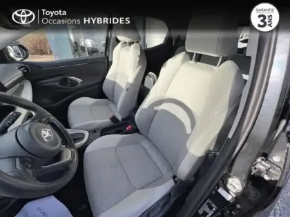 Photo 10 Toyota Yaris  116h Iconic 5p MY22