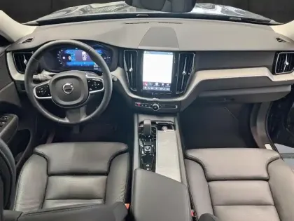 Photo 24 Volvo XC60  T6 Hybride Rechargeable 253 + 145ch Plus Style Dark Geartronic 8 AWD