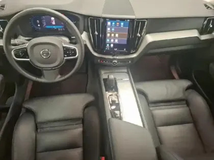 Photo 12 Volvo Xc60  T6 Hybride Rechargeable 253 + 145ch Plus Style Dark Geartronic 8 AWD