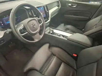 Photo 10 Volvo Xc60  T6 Hybride Rechargeable 253 + 145ch Plus Style Dark Geartronic 8 AWD